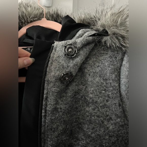 Armani Exchange | Down Filled Gradient Coat | Size Large - Picture 10 of 11